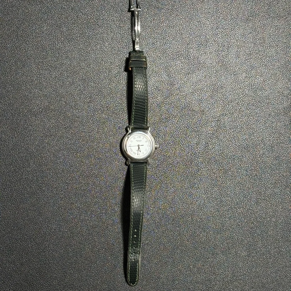 HERMES Kepler Authentic Auto Women Watch. Silver dial & Green Leather band. - Picture 5 of 16